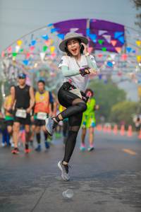 BIB: 
                            <button type="button" onclick="openModal(10320505)" class="btn btn-primary btn-sm float-right btn-popup" data-toggle="modal" data-target=".modal-high-quality">
                        <i class="fas fa-shopping-cart"></i> Add to Cart
                    </button>
                                            <button type="button" onclick="isThisMe(10320505, true)" class="btn btn-success btn-sm float-right btn-popup btn-isme hidden" data-toggle="tooltip" data-placement="bottom" title="นี่คือรูปของคุณใช่ไหม คลิกที่นี่เพื่อเอาเข้าอัลบั้ม">
                        <i class="fas fa-plus"></i> Add to album
                    </button>
                    <button type="button" onclick="isThisMe(10320505, false)" class="btn btn-warning btn-sm float-right btn-popup btn-isnotme hidden">
                        <i class="fas fa-ban"></i> Remove from album
                    </button>